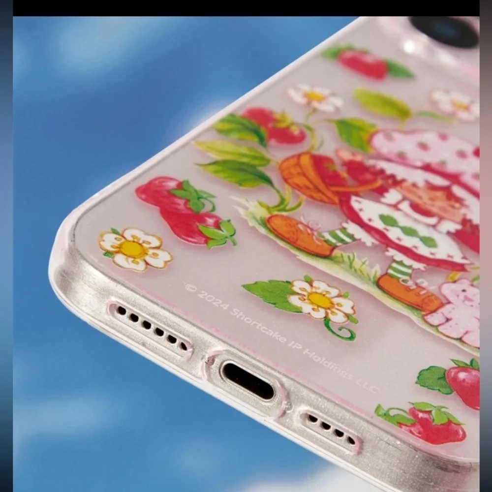 Trends Strawberry Shortcake Strawberry Print Bowknot Shockproof Phone Case, Pink